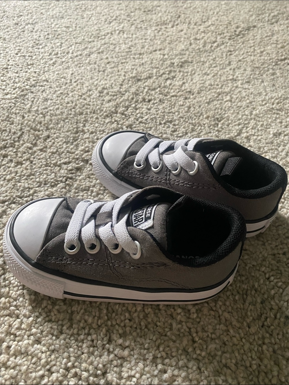 Converse Kids Gray and White Low-Top Canvas Sneakers